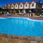 Oasis By The Pool *